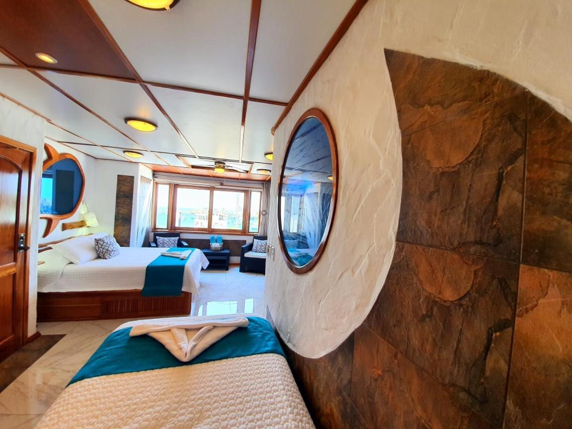 Casa Ocean Pier Bed & Breakfast Puerto Ayora  Luaran gambar